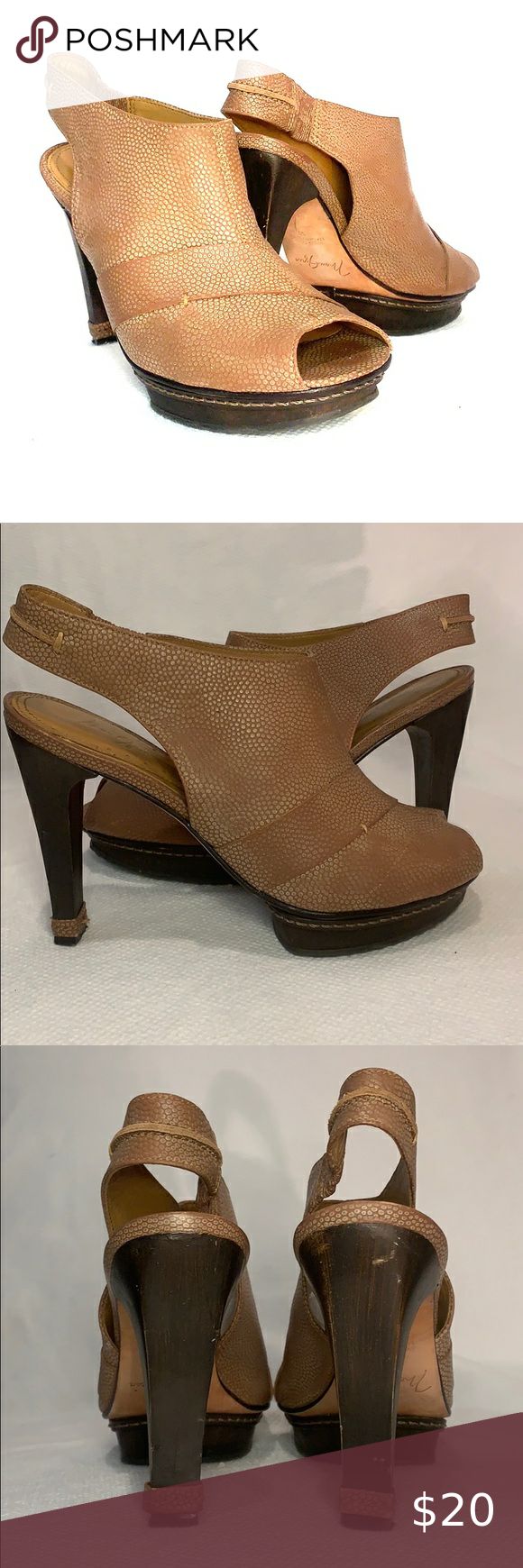 bcbg brown heels