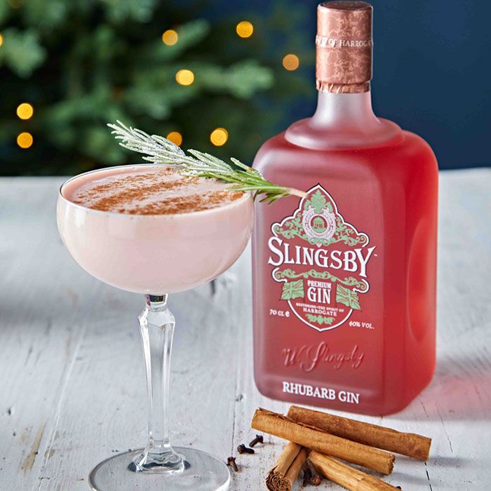 Spiced Rhubarb Cream Cocktails Are The New Drink Trend For Christmas spiced-rhubarb-cream-cocktails-are-the-new-drink-trend-for-christmas