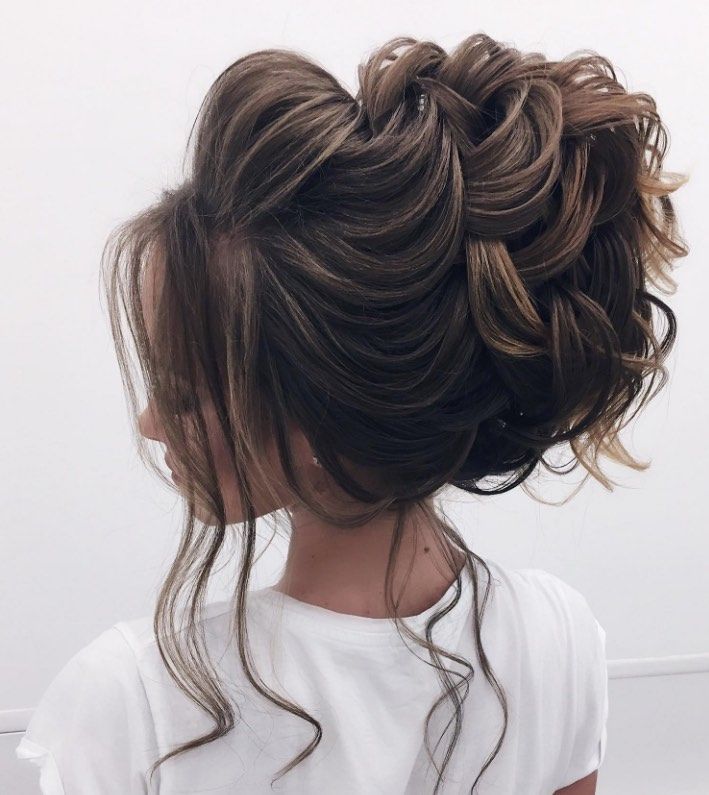 Hairstyle en vedette: coiffures et maquillage de mariage Elstile; www.elstile.com… Hairstyle en vedette: coiffures et maquillage de mariage Elstile; www.elstile.com…