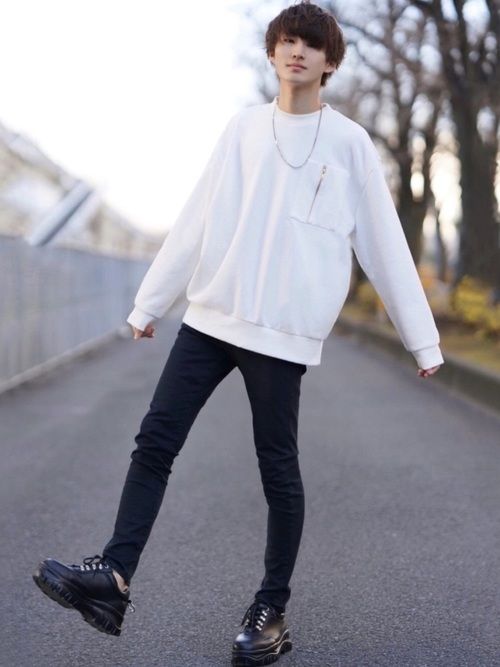 Wear Jp ファッション 白 スウェット 黒 スキニー Wear Jp ファッション 白 スウェット 黒 スキニー