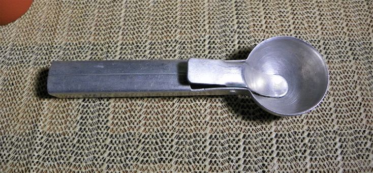 Vintage Aluminum Ice Cream Scoop with Thumb Release