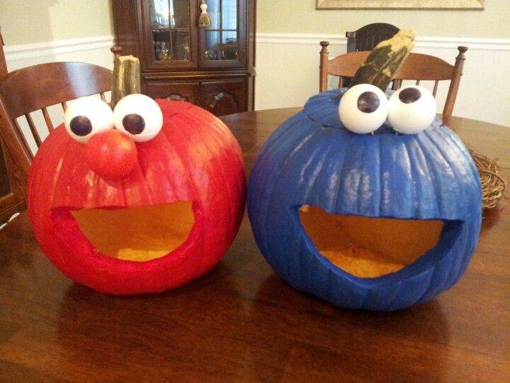 elmo cookie monster pumpkins what a smart decoration idea for a sesame street party