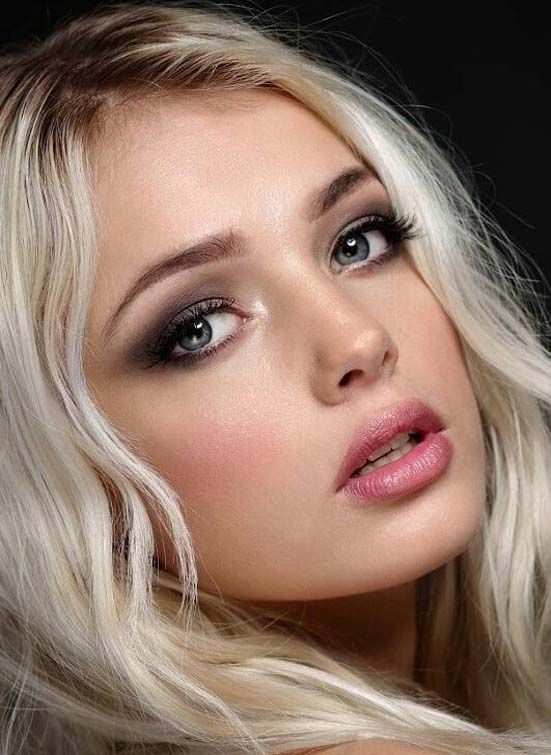 Hot blonde woman