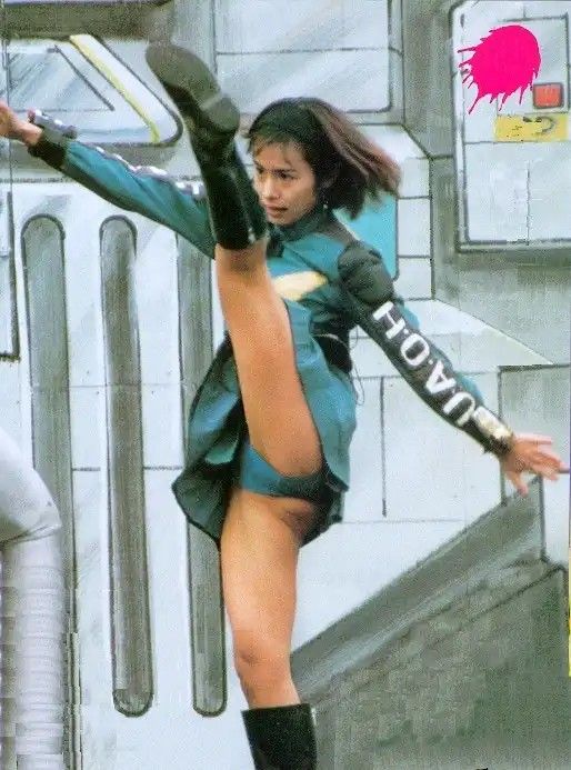 Amy Jo Johnson Nude Ultimate Compilation