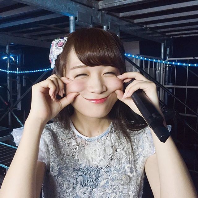秋元真夏 変顔 かわいい 画像