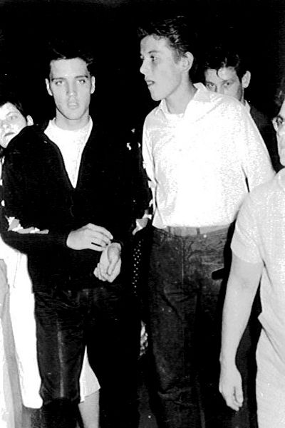 1050 besten elvis bilder auf promis elvis 2601 besten elvis bilder auf elvis 1050 besten elvis bilder auf promis elvis 2601 besten elvis bilder auf elvis