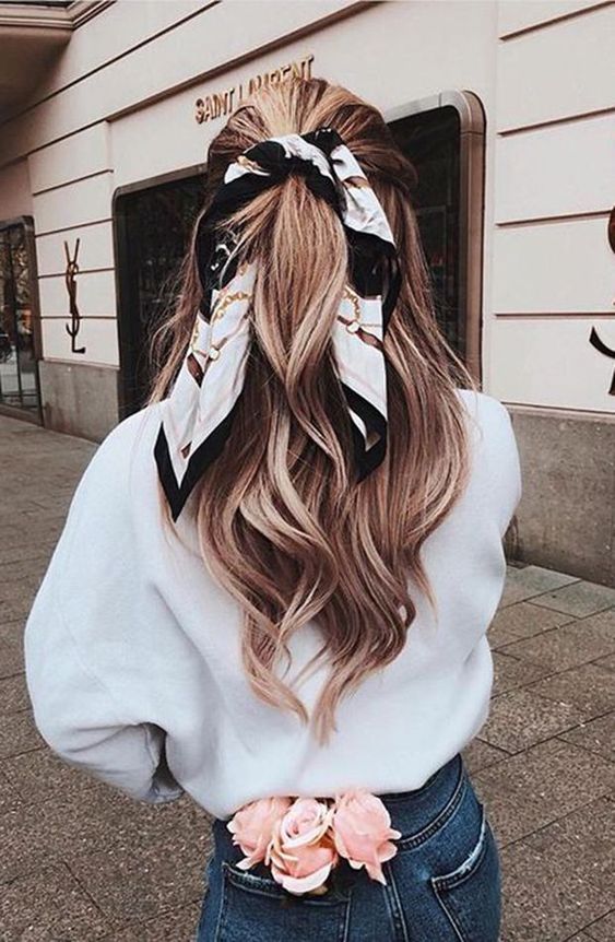 Oct 28, 2019 - 10 coiffures d'automne qui seront une tendance en 2019 selon Pinterest Nous sommes presque au changement de saison et nous voulons que vous portiez toujours le dernières tendances. Aujourd'hui, nous vous avons apporté le meilleur coiffures