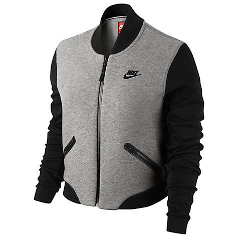 A modern update on a classic jacket, this Nike Tech Fleece ...