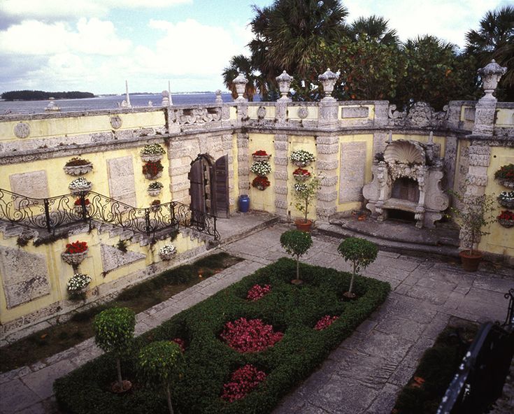 54 Best Vizcaya Gardens Miami Images On Pinterest South 11 Breathtakingly Beautiful Gardens You Need To Visit This Spring