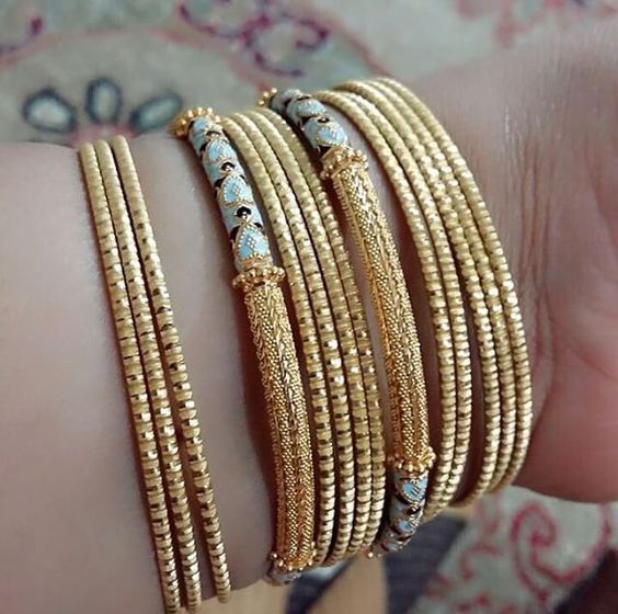 Sieraden Armdecoraties Bangles Hallhuber Bangle goud elegant Sieraden Armdecoraties Bangles Hallhuber Bangle goud elegant