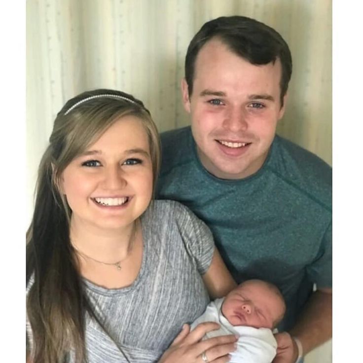 Garrett David Duggar born June 8th💙 Duggars, Duggar
