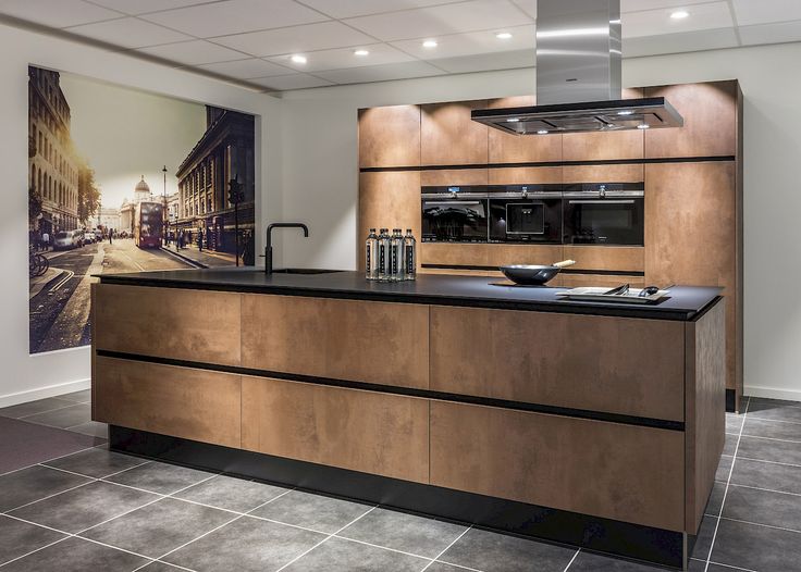Bruine betonlook keuken! | Koperen keuken, Moderne keukens ...
