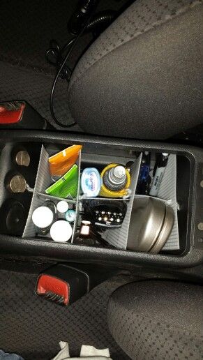 Truck Seat Organizer >> DIY Car Center Console Organizer using plastic canvas ... Truck Seat Organizer >> DIY Car Center Console Organizer using plastic canvas ...