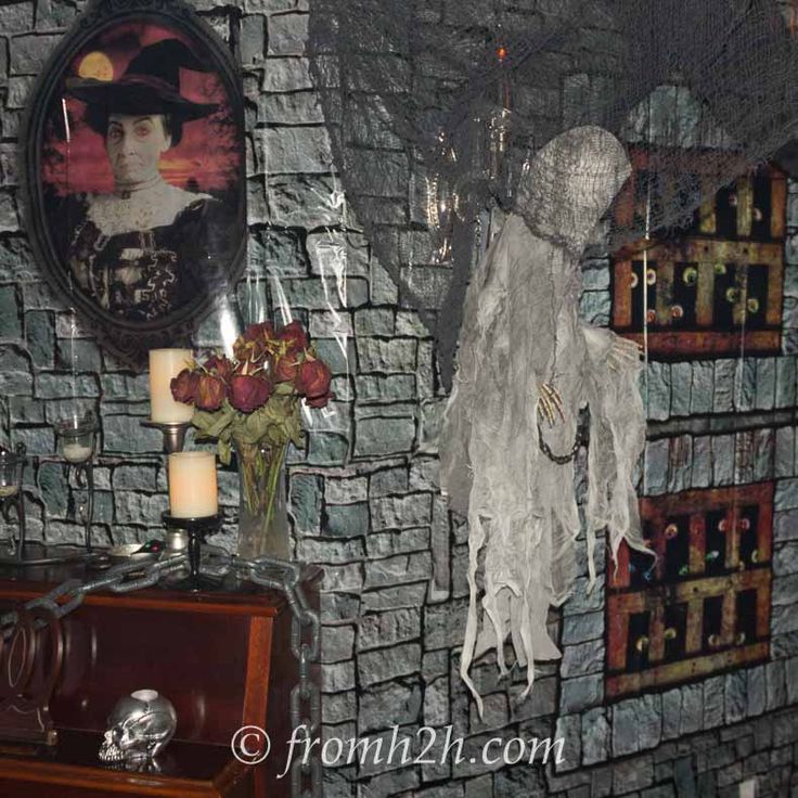 how to use halloween scene setters