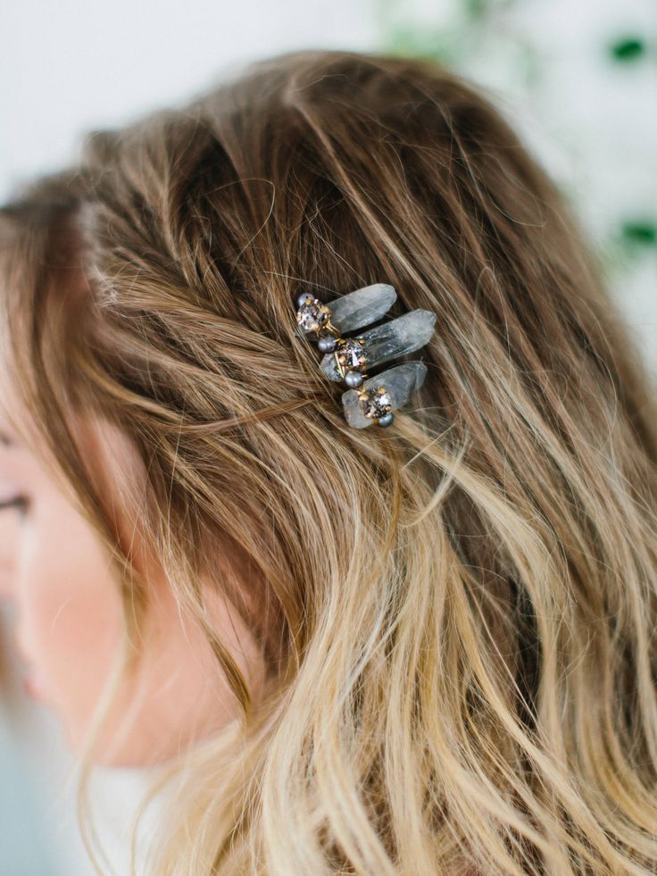 SIERRA smokey quartz edgy bohemian bridal comb, raw crystal boho wedding hair piece – Cuarzos SIERRA smokey quartz edgy bohemian bridal comb, raw crystal boho wedding hair piece – Cuarzos