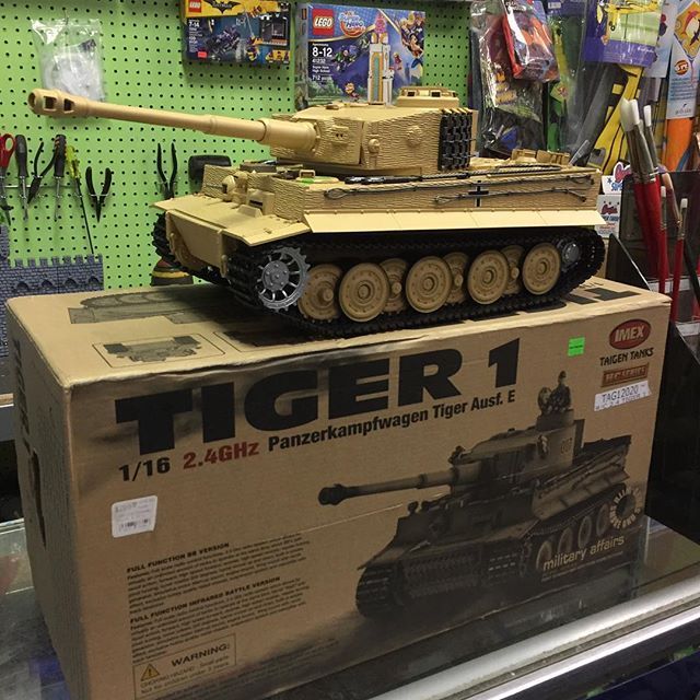 radio controlled tanks