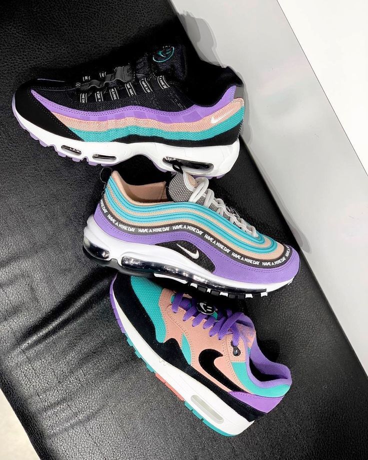 black air max with rainbow
