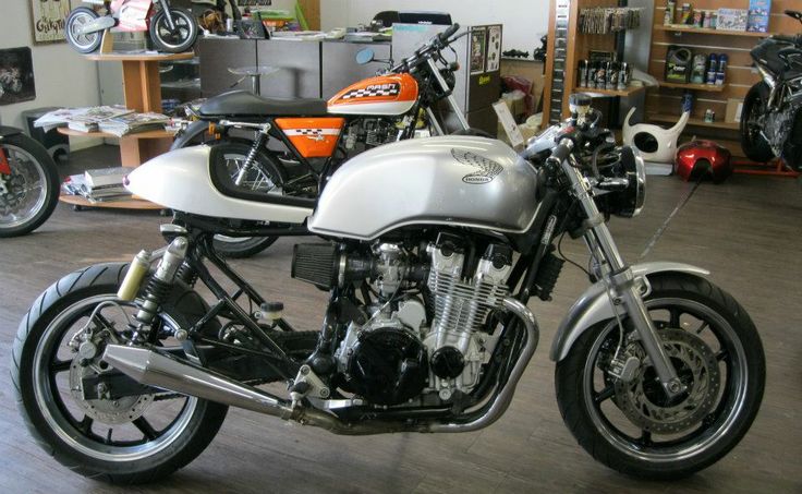 57 best honda cb 750 rc42 on cafe racers motorbikes and custom bikes 57 best honda cb 750 rc42 on cafe racers motorbikes and custom bikes