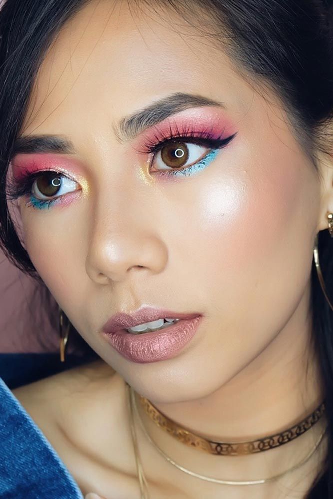 The Full Guide To The Dank 90s Makeup Look For Your Inspiration