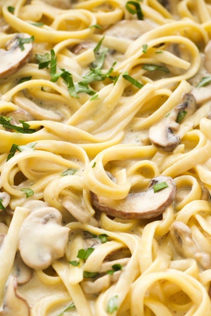 Creamy Vegan Garlic Mushroom Pasta Creamy Vegan Garlic Mushroom Pasta