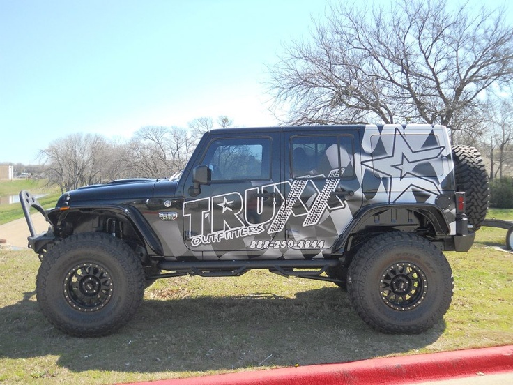 My jeep 8 inch long arm kit,  toyo mt's, method race wheels,  smitty bilt bumpers and full upgraded front and rear drivelines OYEAH |  Veicoli