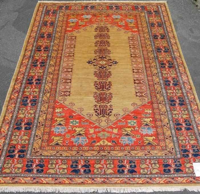 Mey Meh Velvet Red Rugs On Carpet