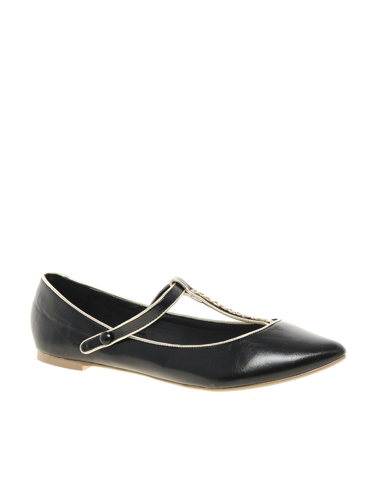 famous ballet flats