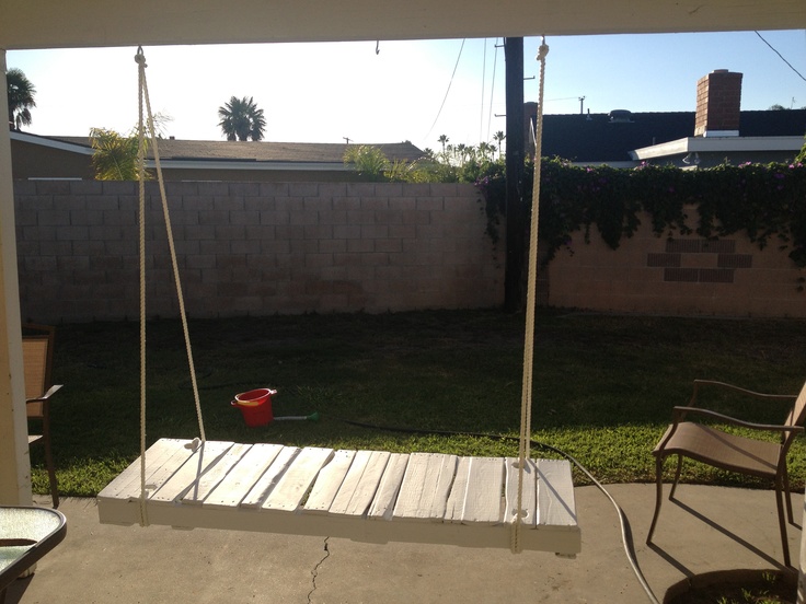 Pallet swing up | Pallet swing, Pallet diy, Outdoor decor Pallet Patio Swing
