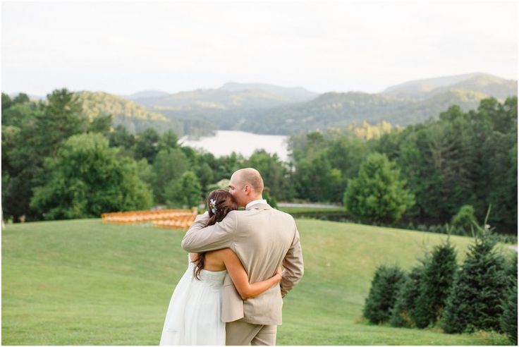 Scenic Wedding Venue Overlooking Lake Glenville And The Blue Ridge Mountains Scenic Wedding Venues Scenic Wedding Mountain Wedding Venues