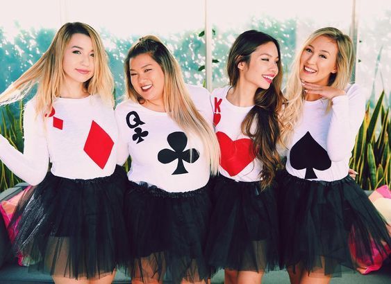 Exclusive DIY royal flush cards pokerhand group costumes.