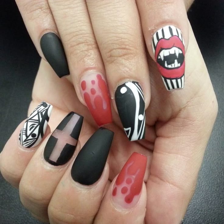 Best 25+ Vampire Nails Ideas On Pinterest Halloween Nail Art Halloween nails Bloody nails Vampire nails - Best 25+ Vampire Nails Ideas On Pinterest Halloween Nail Art