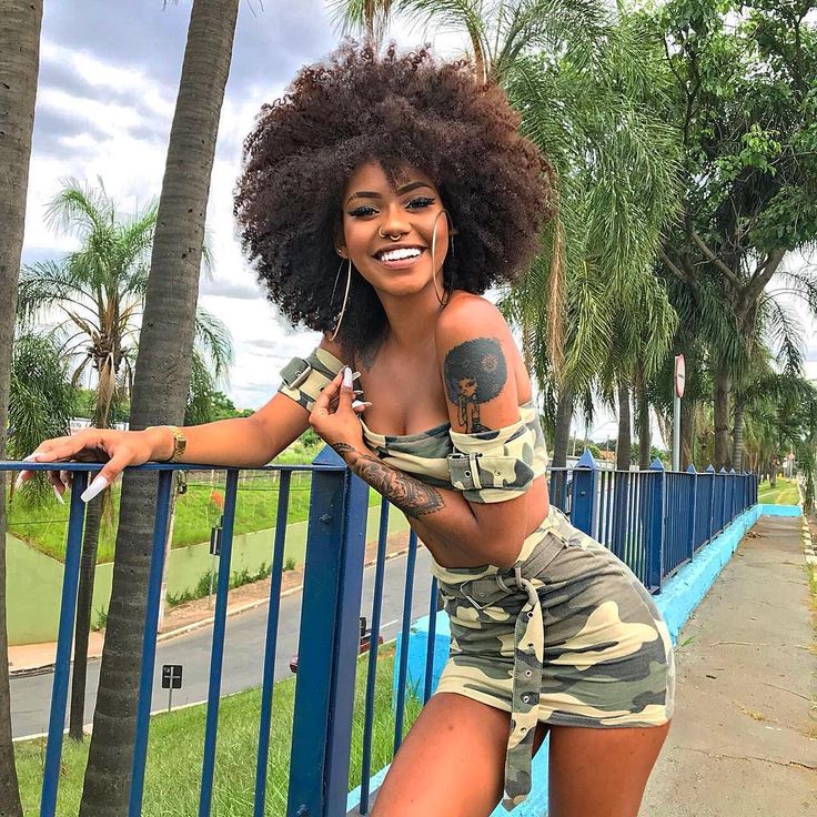 Outdoor black woman beauty