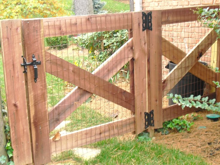 Diy Garden Fence Ideas best 25+ diy backyard fence ideas on pinterest | diy fence Diy Garden Fence Ideas best 25+ diy backyard fence ideas on pinterest | diy fence