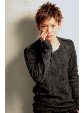 刈り上げベリーショートで男らしさを底上げ 顔型タイプ別におすすめヘアスタイルを紹介 Otokomae 男前研究所 メンズ ヘアスタイル 髪型 メンズ スタイル 刈り上げベリーショートで男らしさを底上げ 顔型タイプ別におすすめヘアスタイルを紹介 Otokomae 男前研究所 メンズ ヘアスタイル 髪型 メンズ スタイル