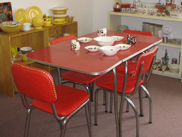 Best 25 Retro Dining Table Ideas On Pinterest Mid Century Inspiration Retro Dining Room Tables Inspiration Best 25 Retro Dining Table Ideas On Pinterest Mid Century Extraordinary Retro Dining Room Tables Decorating Design