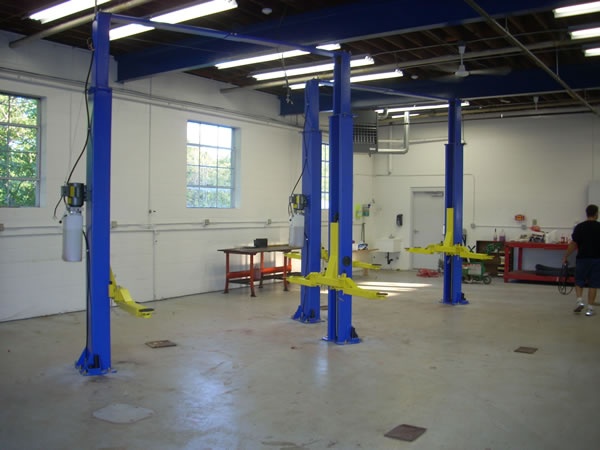 TP9KAC Car Lift North American Auto Equipment Garage