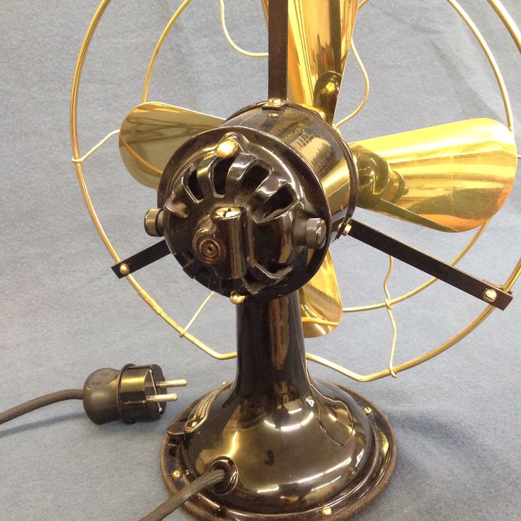 13 Best Antique Desk Fan AEG Berlin 1929, Ventilator Nach Peter Desk Fan, Antique Desk, Electric Fan, Berlin, Antique Writing Desk, Electric Cooling Fan, Berlin Germany - 13 Best Antique Desk Fan AEG Berlin 1929, Ventilator Nach Peter
