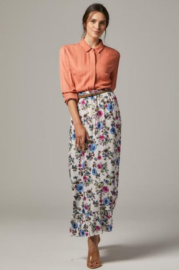 Tesettur Acik Renk Cicekli Etek Tesettur Giyim Etek Giyim Moda Stilleri Tesettur Acik Renk Cicekli Etek Tesettur Giyim Etek Giyim Moda Stilleri