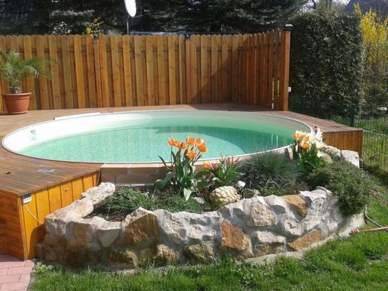13+ Alluring Pool Deck Ideas for You and Your Family