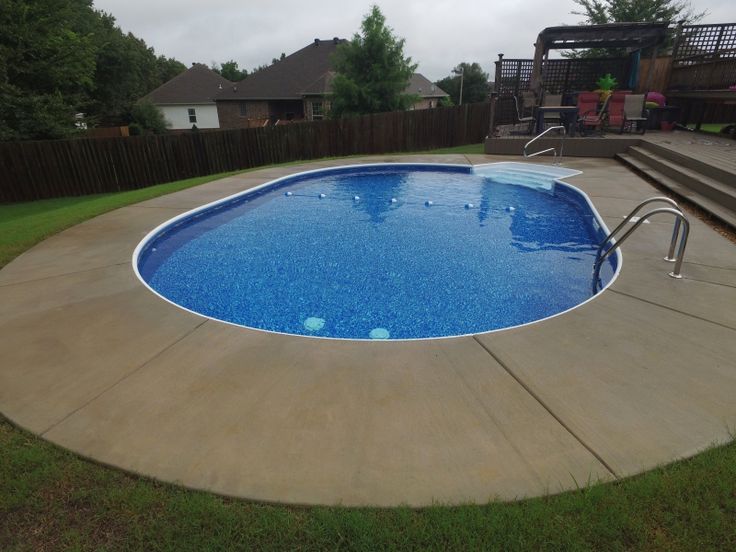 wpc pool oval