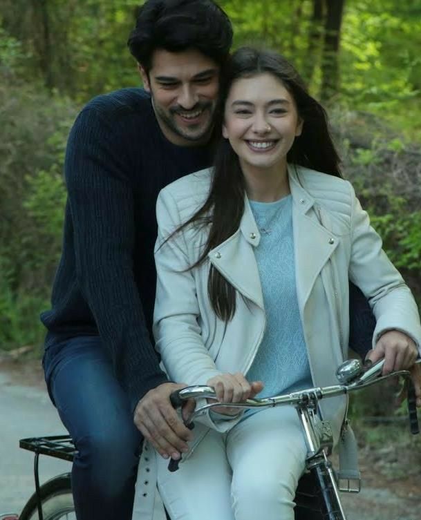 Neslihan Atagul 90lar Filmleri Aktor Cift Resimleri Neslihan Atagul 90lar Filmleri Aktor Cift Resimleri