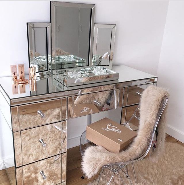 17 Diy Vanity Mirror Ideas To Make Your Room More Beautiful 17 Diy Vanity Mirror Ideas To Make Your Room More Beautiful Furniture Pinterest Home And Bedroom