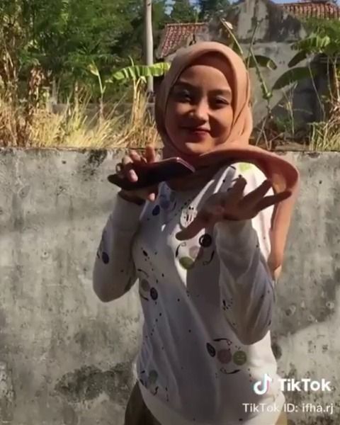 Pin on Awek melayu seksi