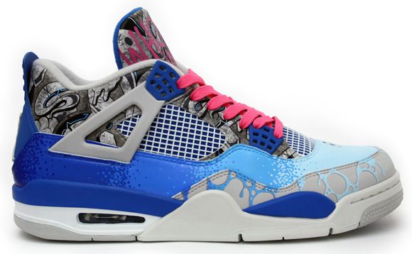 Heavyweight sneaker customizer Sekure D continues absolutely killing it with the new Air Jordan 4 Watchmen custom. Influenced by Alan Moore\u0027s transcendent \