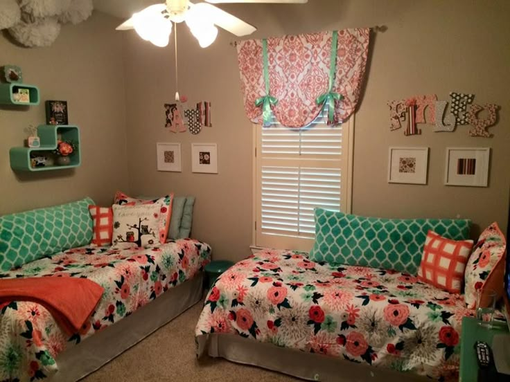 Like this setup for a small bedroom for two. | Shared girls room ...