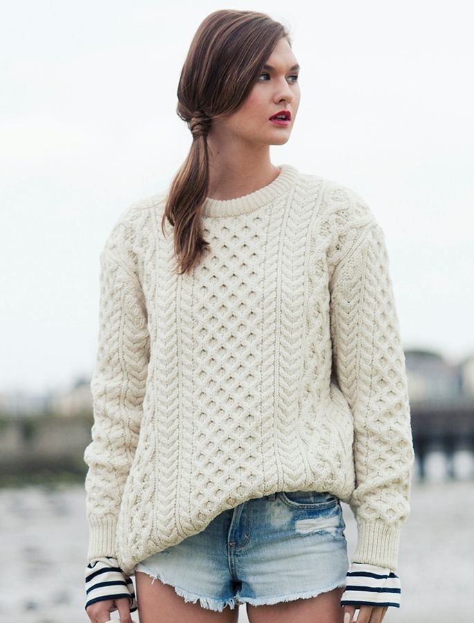 Best 25+ Aran sweaters ideas on Pinterest Free aran knitting patterns, Aran...