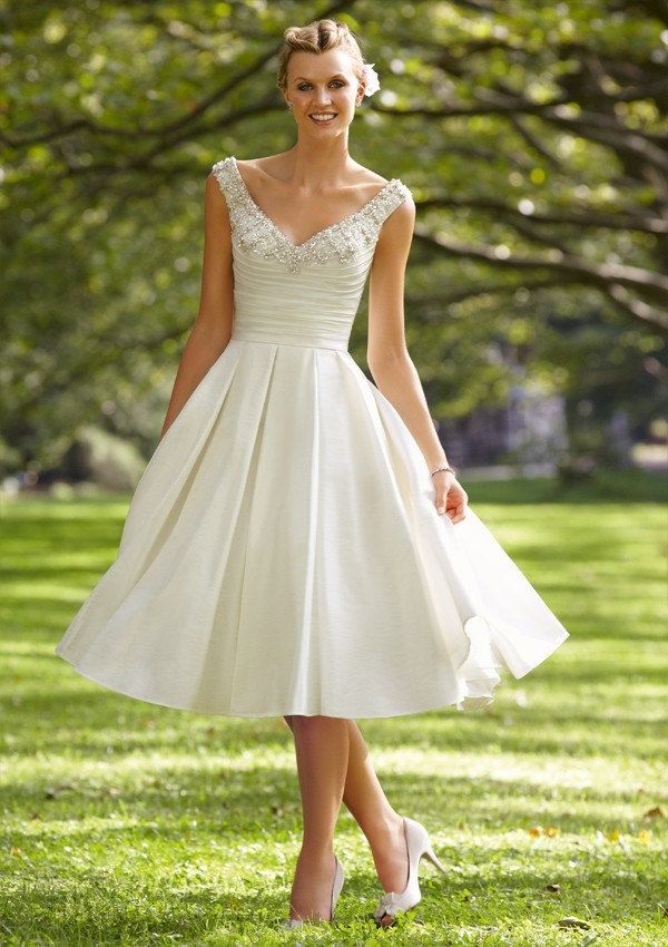 397 best Short Wedding Dresses images on Pinterest 397 best Short Wedding Dresses images on Pinterest