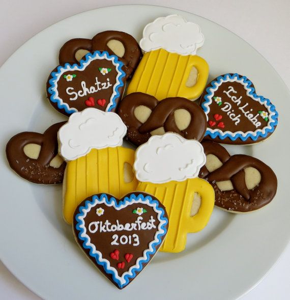 Oktoberfest decorated cookies: beer stein, “Gingerbread hearts” and pretzels Oktoberfest decorated cookies: beer stein, “Gingerbread hearts” and pretzels