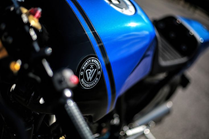 Blue moon bmw deals