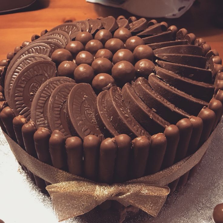 The 25+ best Chocolate finger cake ideas on Pinterest ...